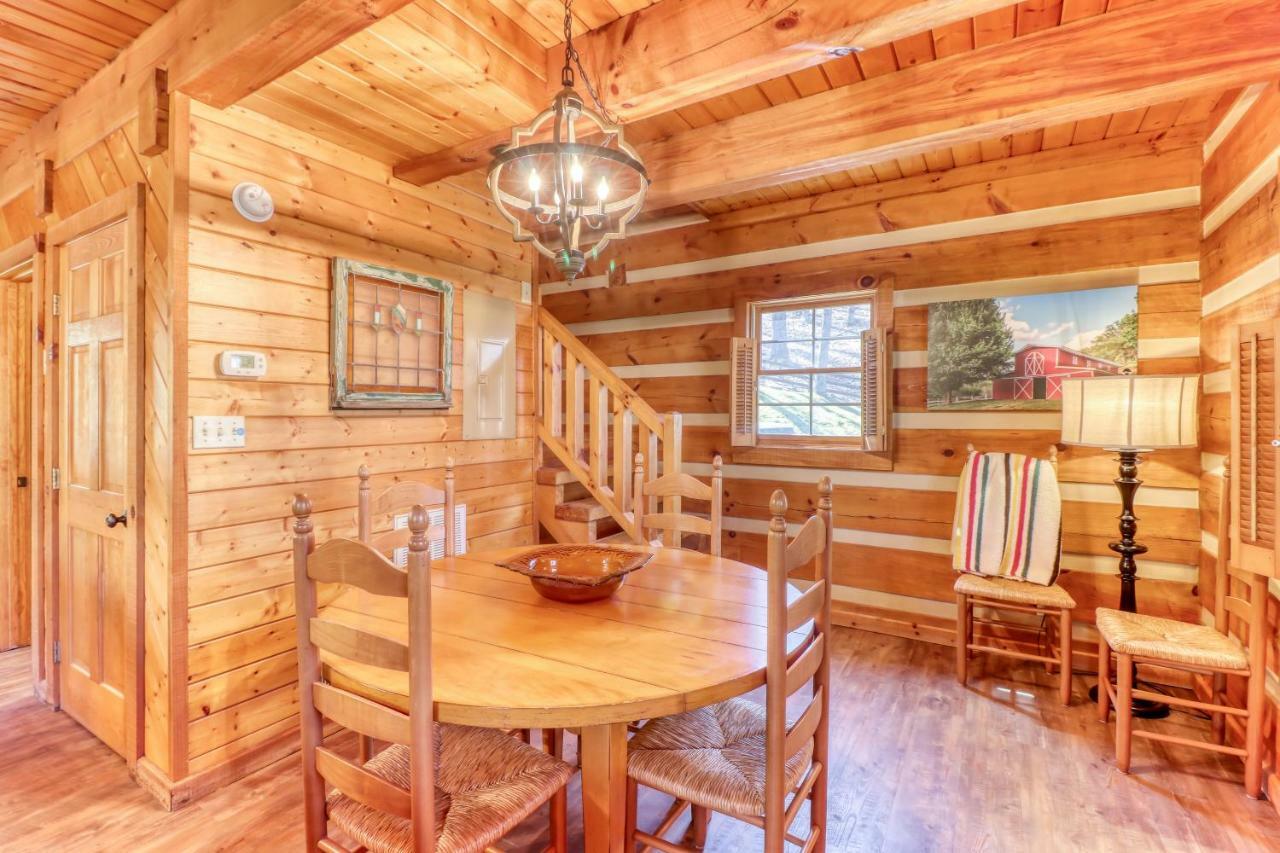Вилла The Cove At Country Acres Whittier Экстерьер фото
