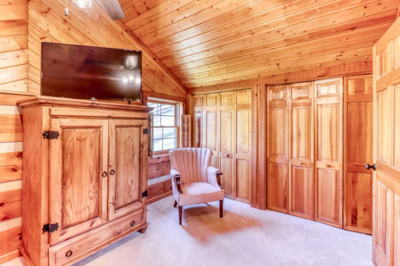 Вилла The Cove At Country Acres Whittier Экстерьер фото