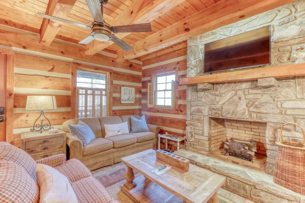 Вилла The Cove At Country Acres Whittier Экстерьер фото